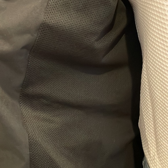 Light Coat size Small - Picture 12 of 14